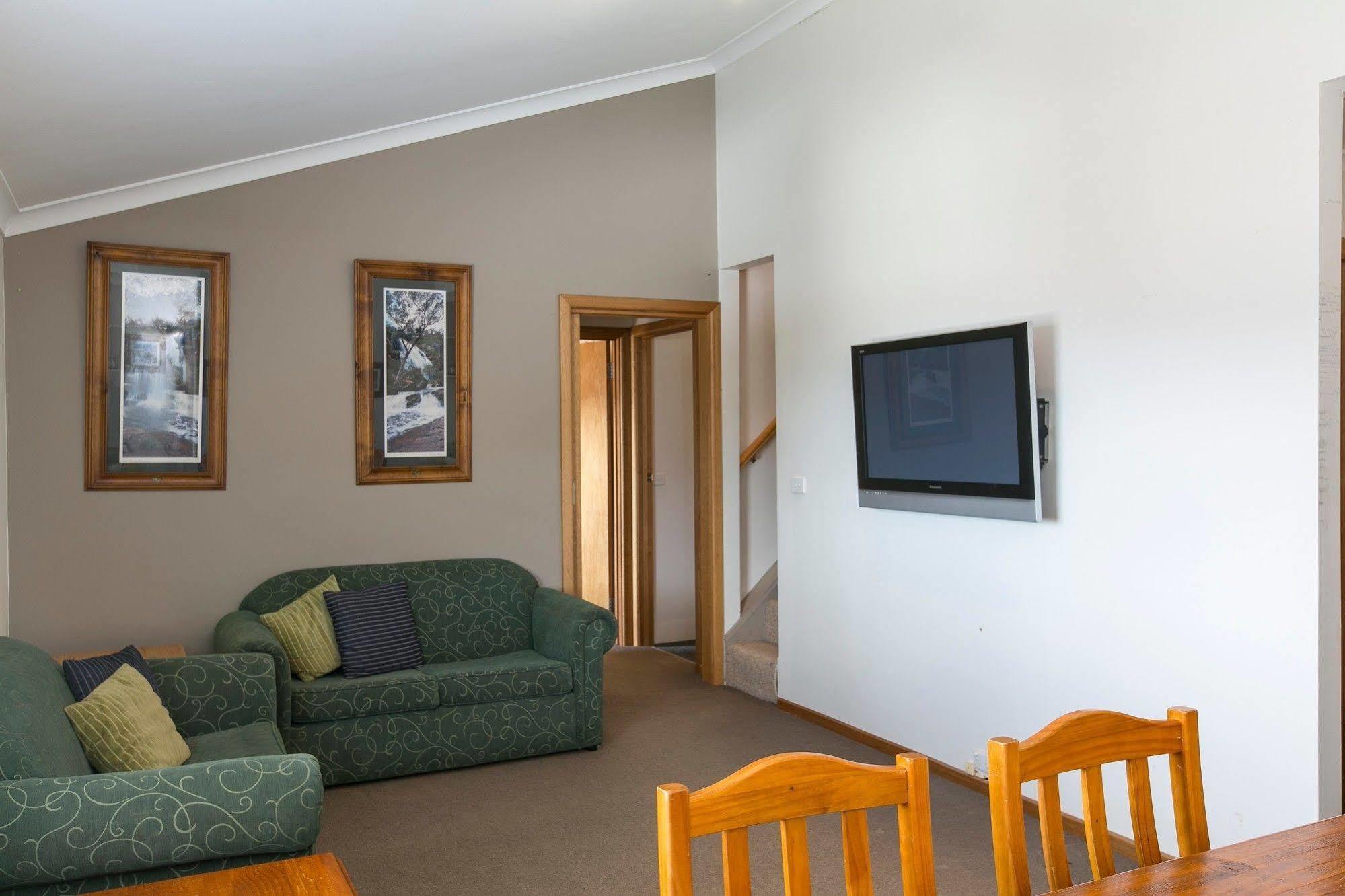 Cooroona Alpine Lodge Falls Creek Eksteriør bilde