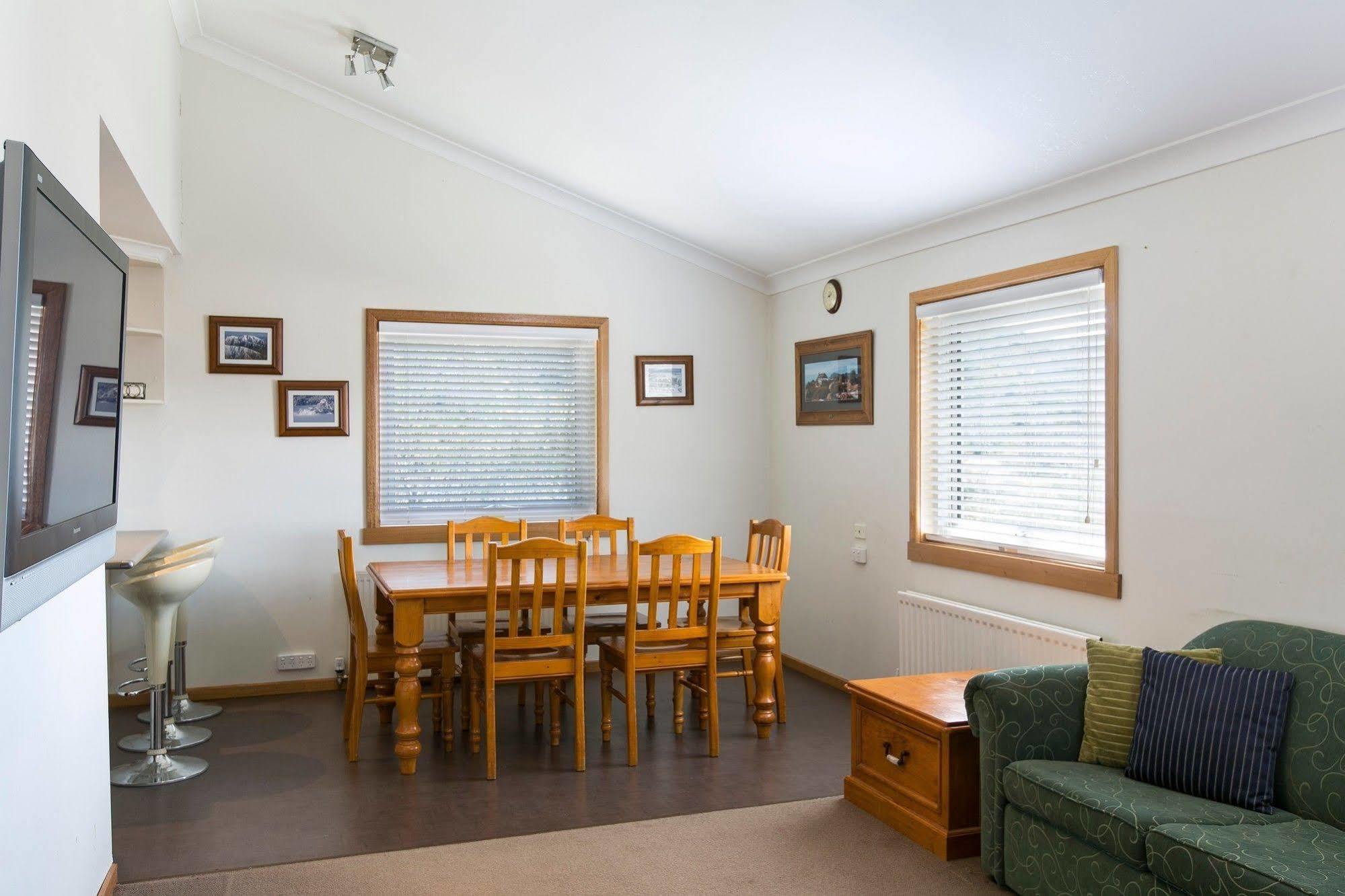 Cooroona Alpine Lodge Falls Creek Eksteriør bilde